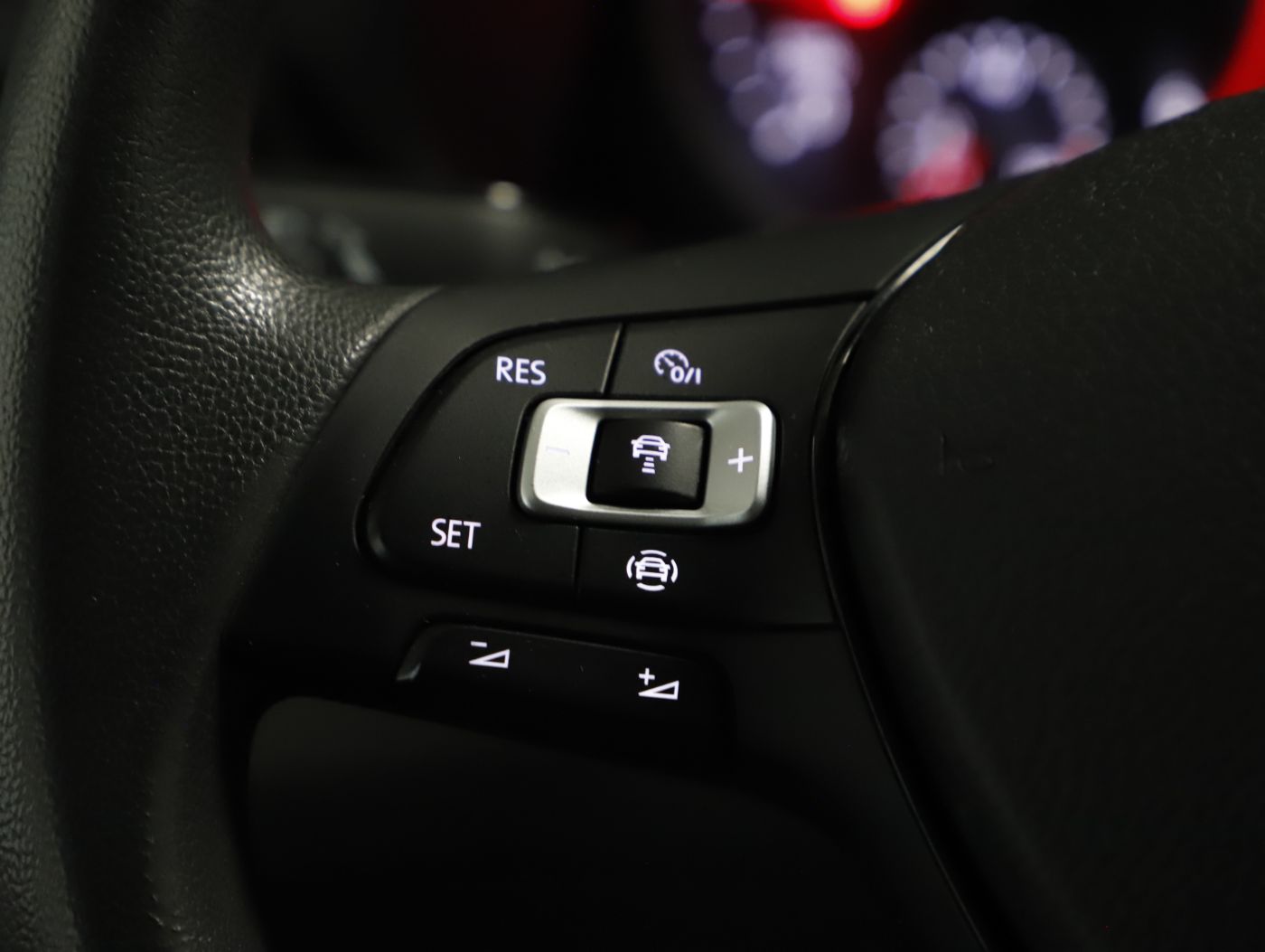 VW Crafter 35 2.0 TDI Kasten L2H2 | Bild 14 von 27