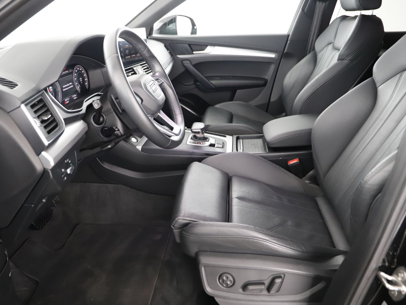 Audi Q5 Sportback 55 TFSI e quattro S-Line | Bild 12 von 26