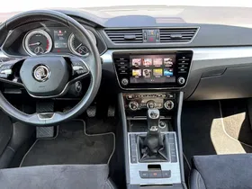 Skoda Superb Combi 1.5 TSI | Thumbnail 13 von 25