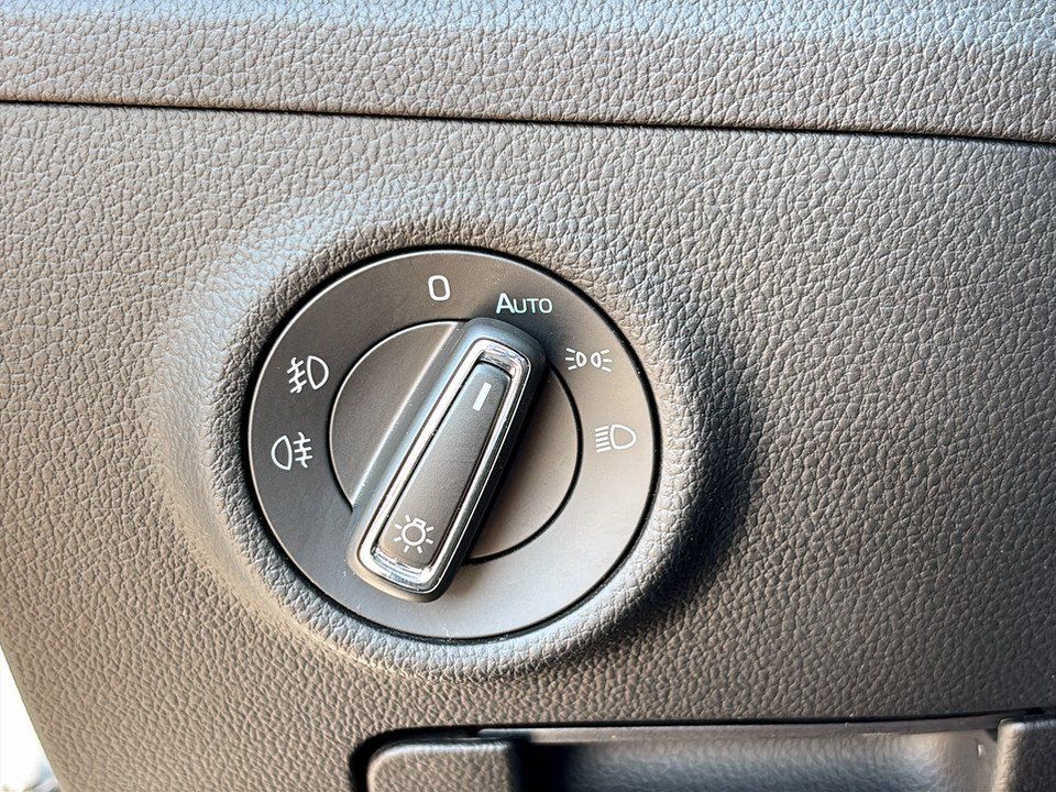 Skoda Superb Combi 1.5 TSI | Bild 9 von 25