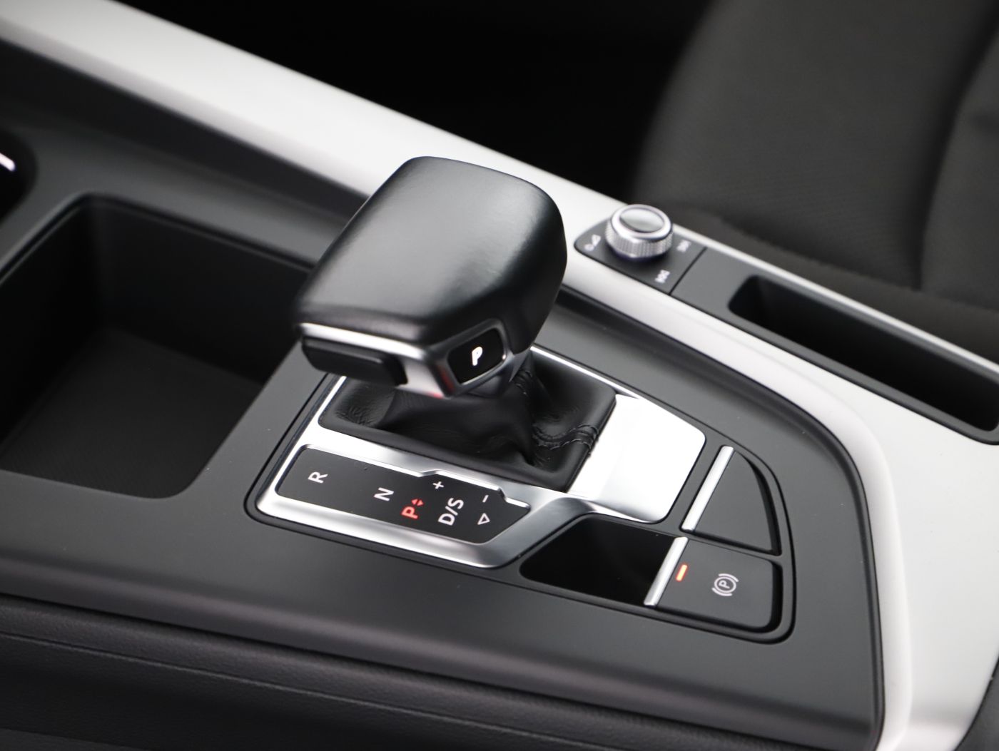 Audi A4 Avant 35 TDI Aut. | Bild 22 von 28