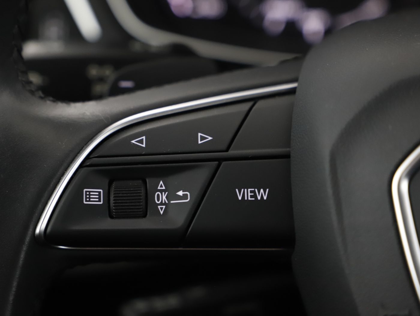 Audi A4 Avant 35 TDI Aut. | Bild 15 von 28