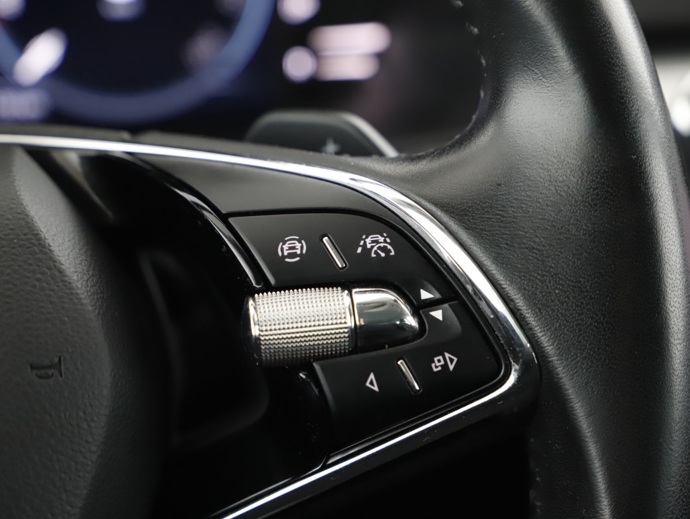 Skoda Superb Combi 2.0 TDI Ambition | Bild 16 von 26