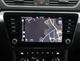 Skoda Superb Combi 2.0 TDI Ambition | Thumbnail 17 von 26