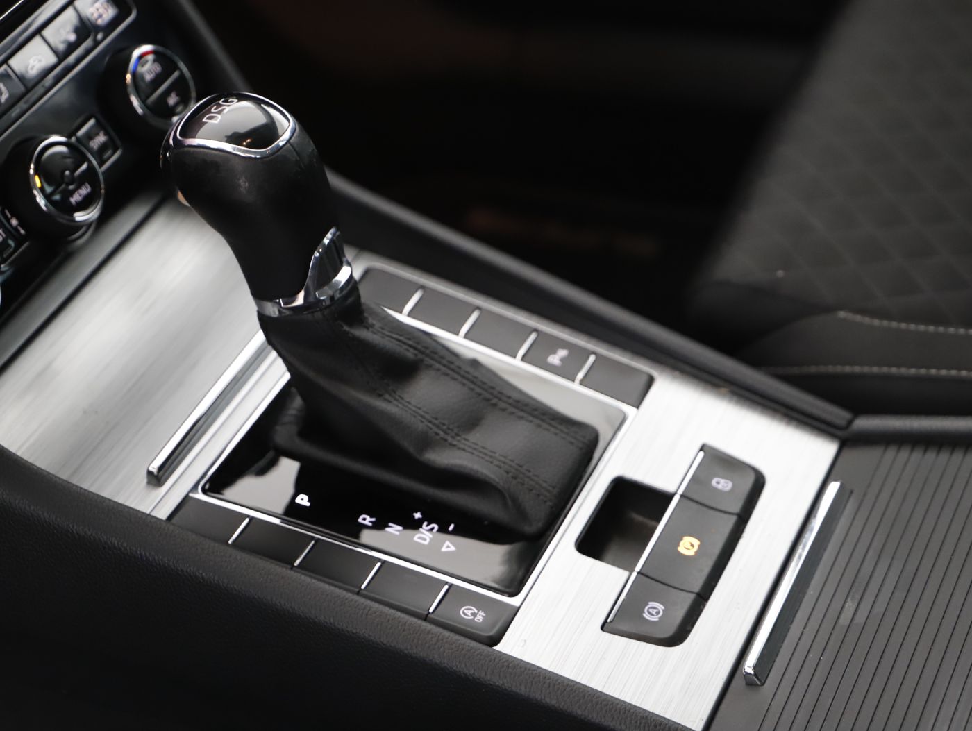 Skoda Superb Combi 2.0 TDI Ambition | Bild 20 von 26