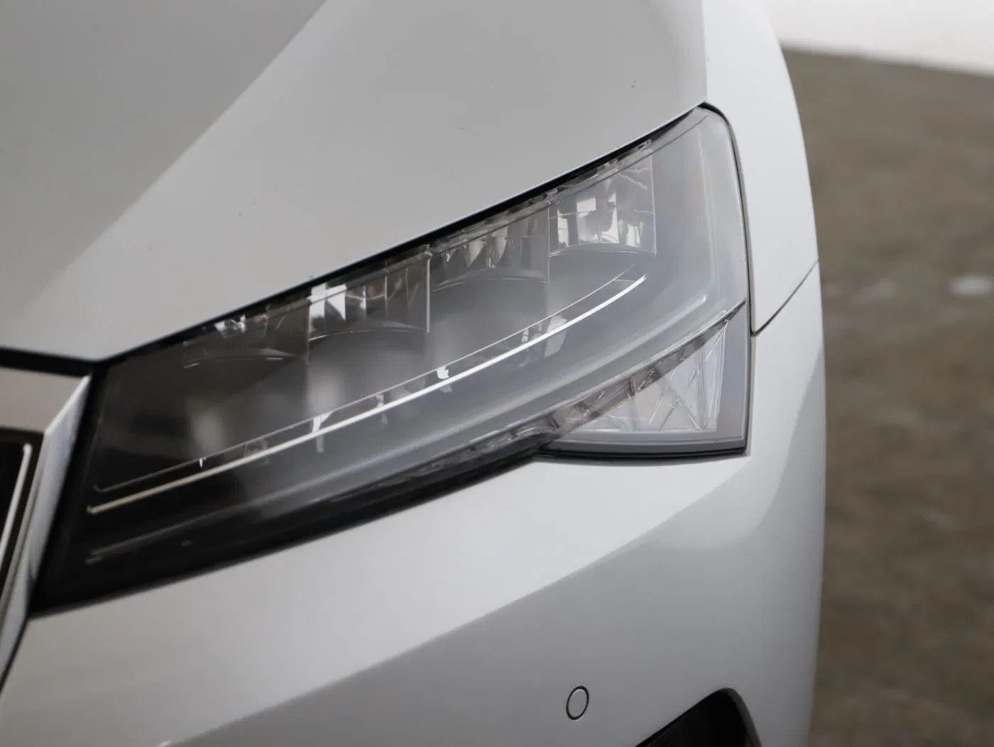 Skoda Superb Combi 2.0 TDI Ambition | Bild 26 von 26