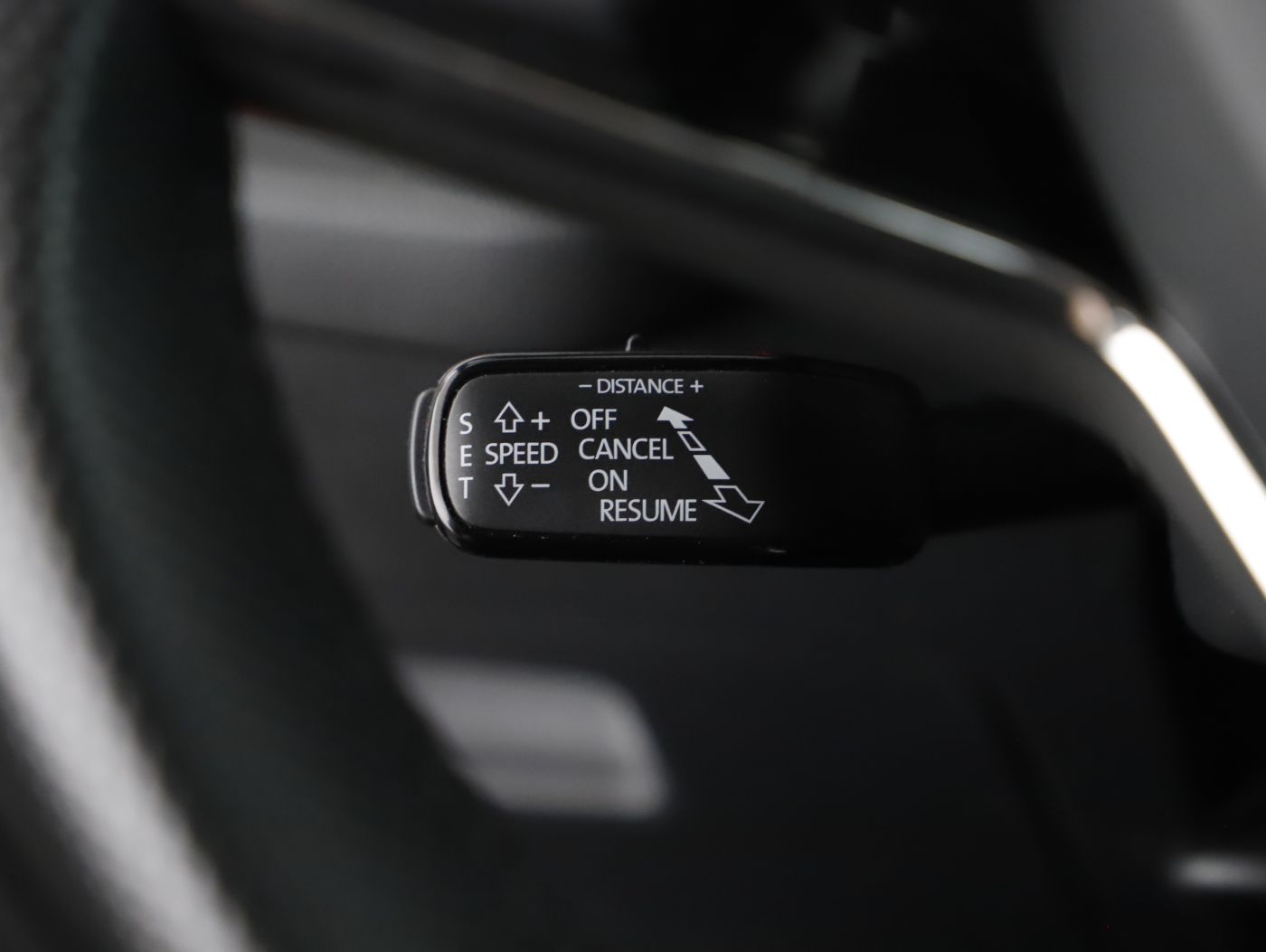 Skoda Octavia Combi 2.0 TDI DSG Style | Bild 16 von 25