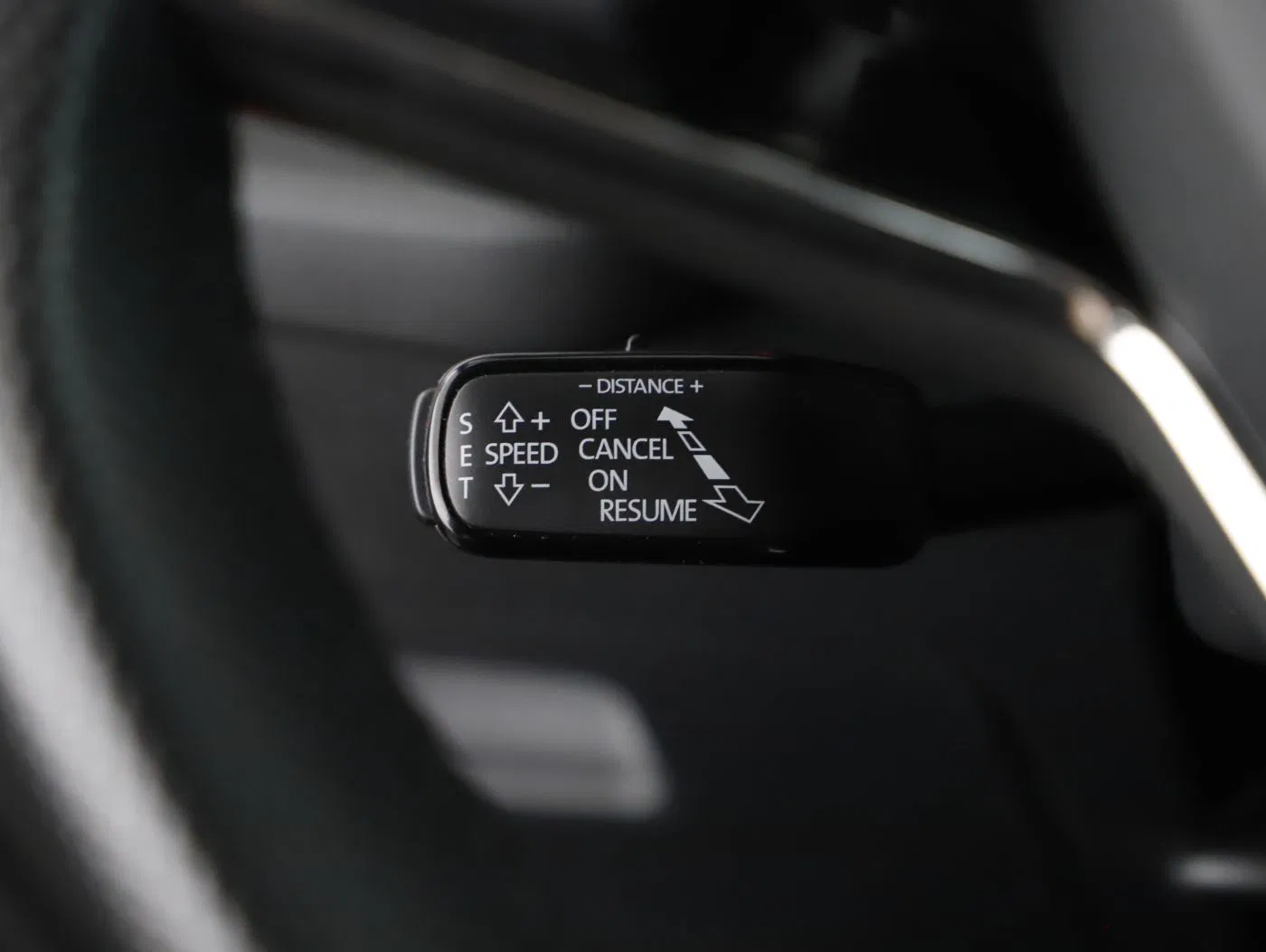 Skoda Octavia Combi 2.0 TDI DSG Style | Bild 16 von 25