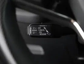 Skoda Octavia Combi 2.0 TDI DSG Style | Thumbnail 16 von 25