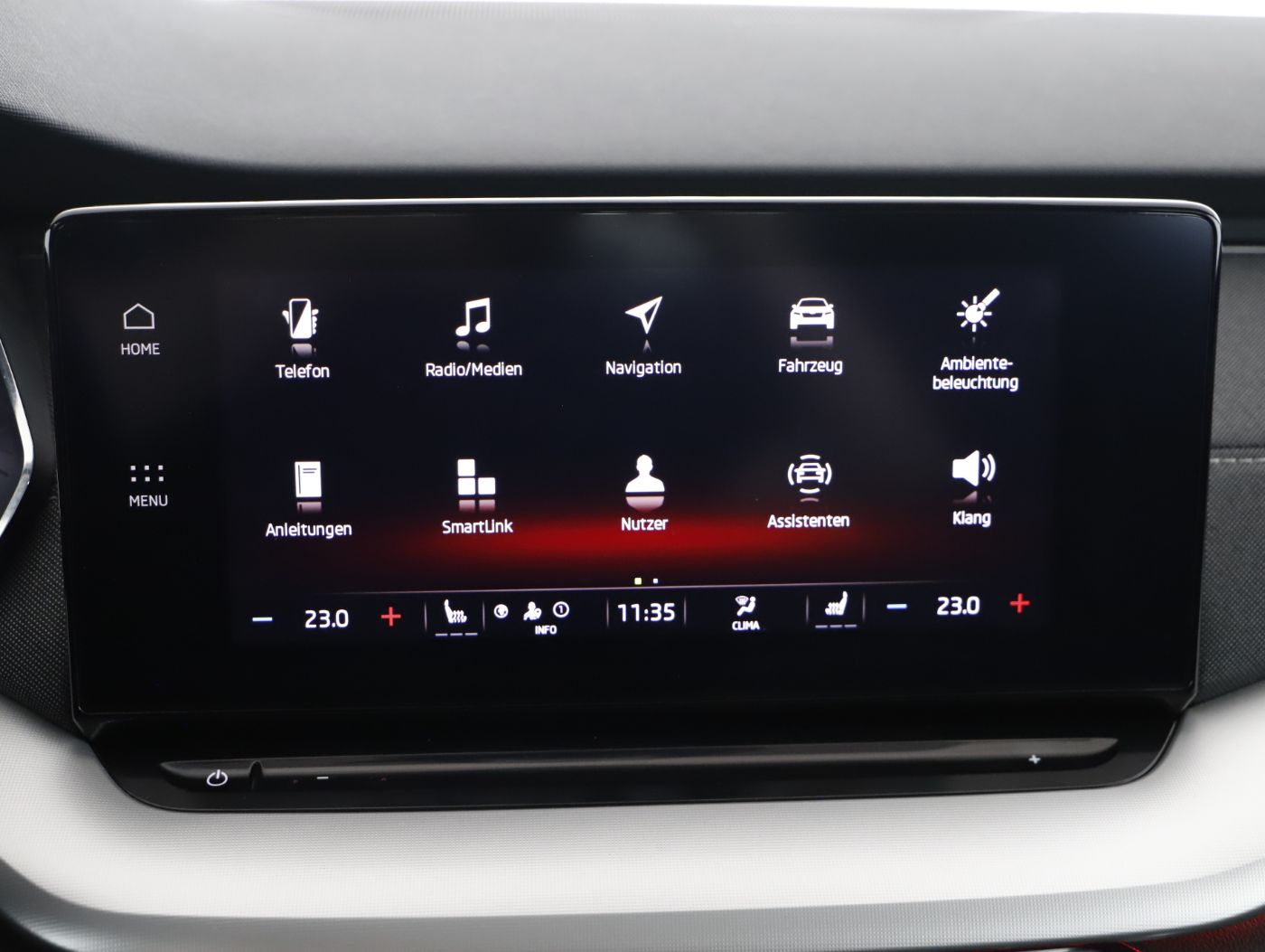 Skoda Octavia Combi 2.0 TDI DSG Style | Bild 18 von 25