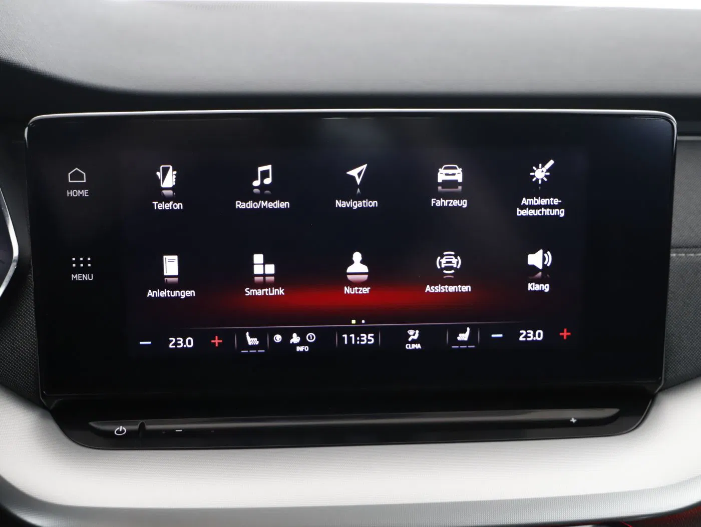 Skoda Octavia Combi 2.0 TDI DSG Style | Bild 18 von 25