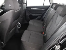 Skoda Octavia Combi 2.0 TDI DSG Style | Thumbnail 23 von 25
