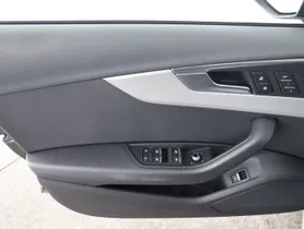Audi A4 Avant 40 2.0 TDI quattro S-Line | Thumbnail 7 von 25