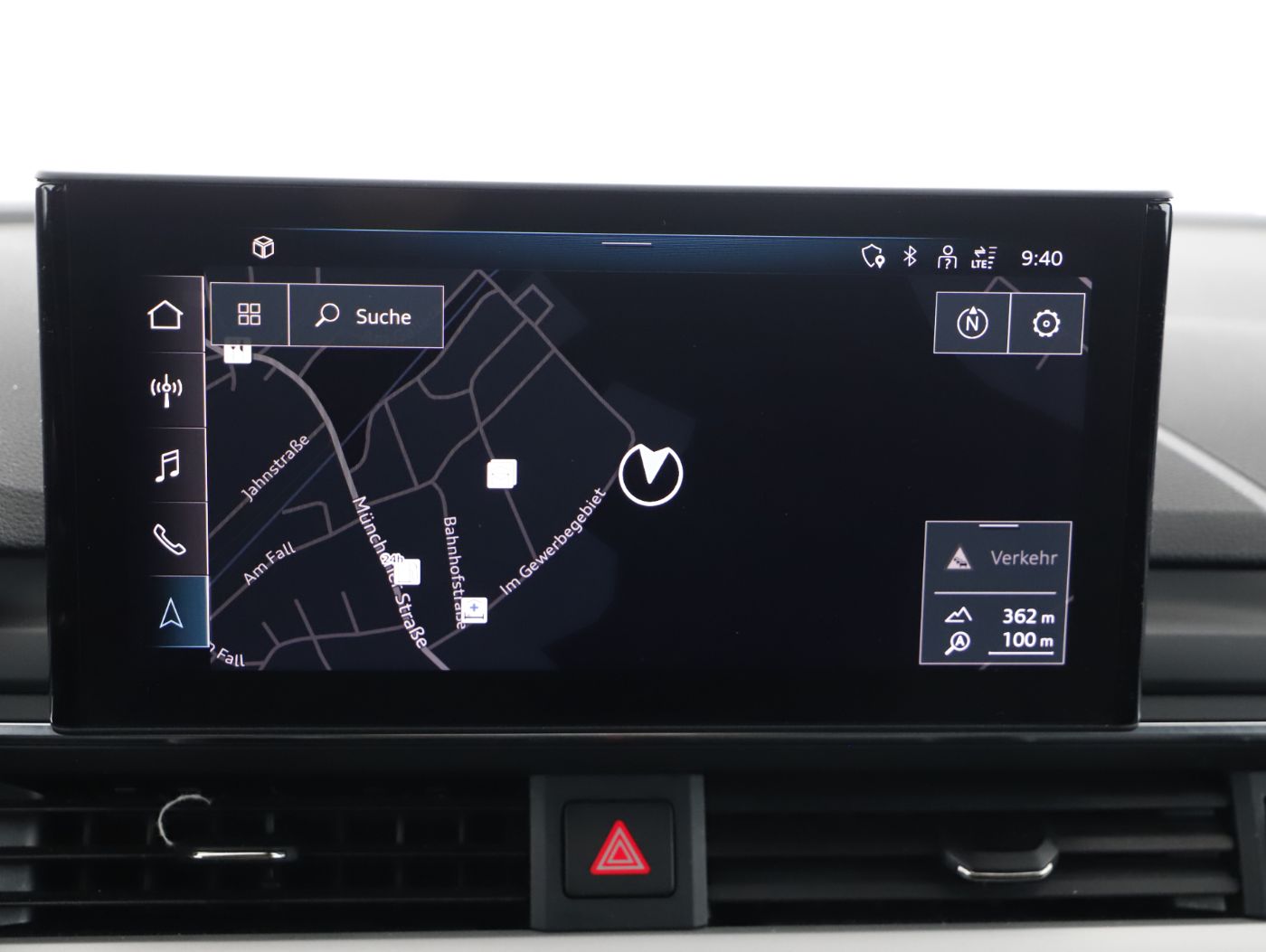 Audi A4 Avant 40 2.0 TDI quattro S-Line | Bild 18 von 25