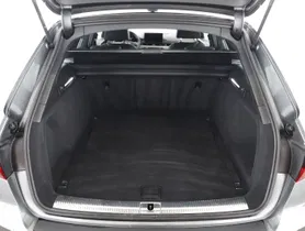 Audi A4 Avant 40 2.0 TDI quattro S-Line | Thumbnail 24 von 26
