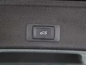 Audi A4 Avant 40 2.0 TDI quattro S-Line | Thumbnail 25 von 26