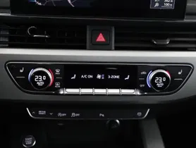 Audi A4 Avant 40 2.0 TDI quattro S-Line | Thumbnail 21 von 26