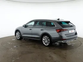 Skoda Octavia Combi 2.0 TDI 4x4 Scout | Thumbnail 3 von 24