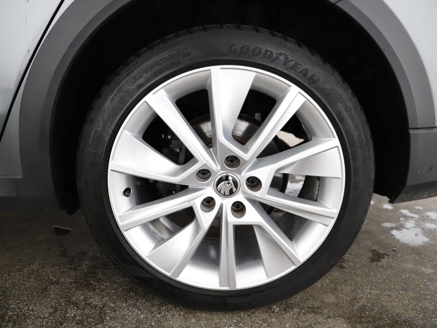 Skoda Octavia Combi SCOUT 2.0 TDI 4x4 | Bild 6 von 26