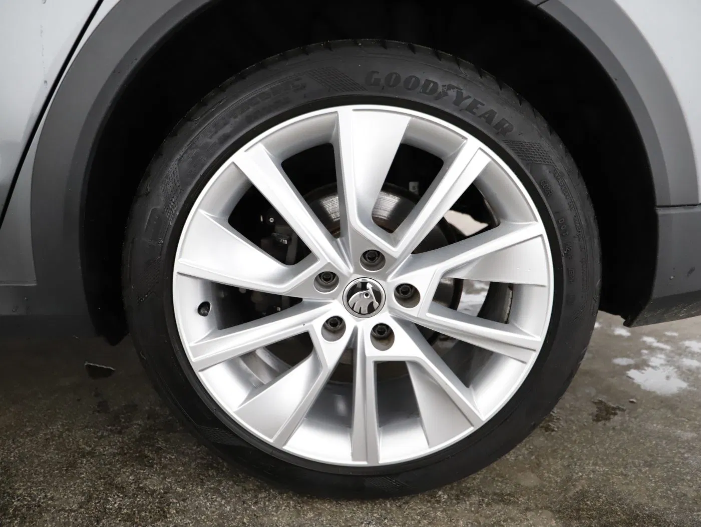 Skoda Octavia Combi SCOUT 2.0 TDI 4x4 | Bild 6 von 26