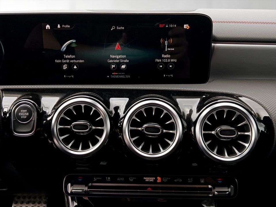Mercedes-Benz CLA 250 e AMG Line | Bild 14 von 21