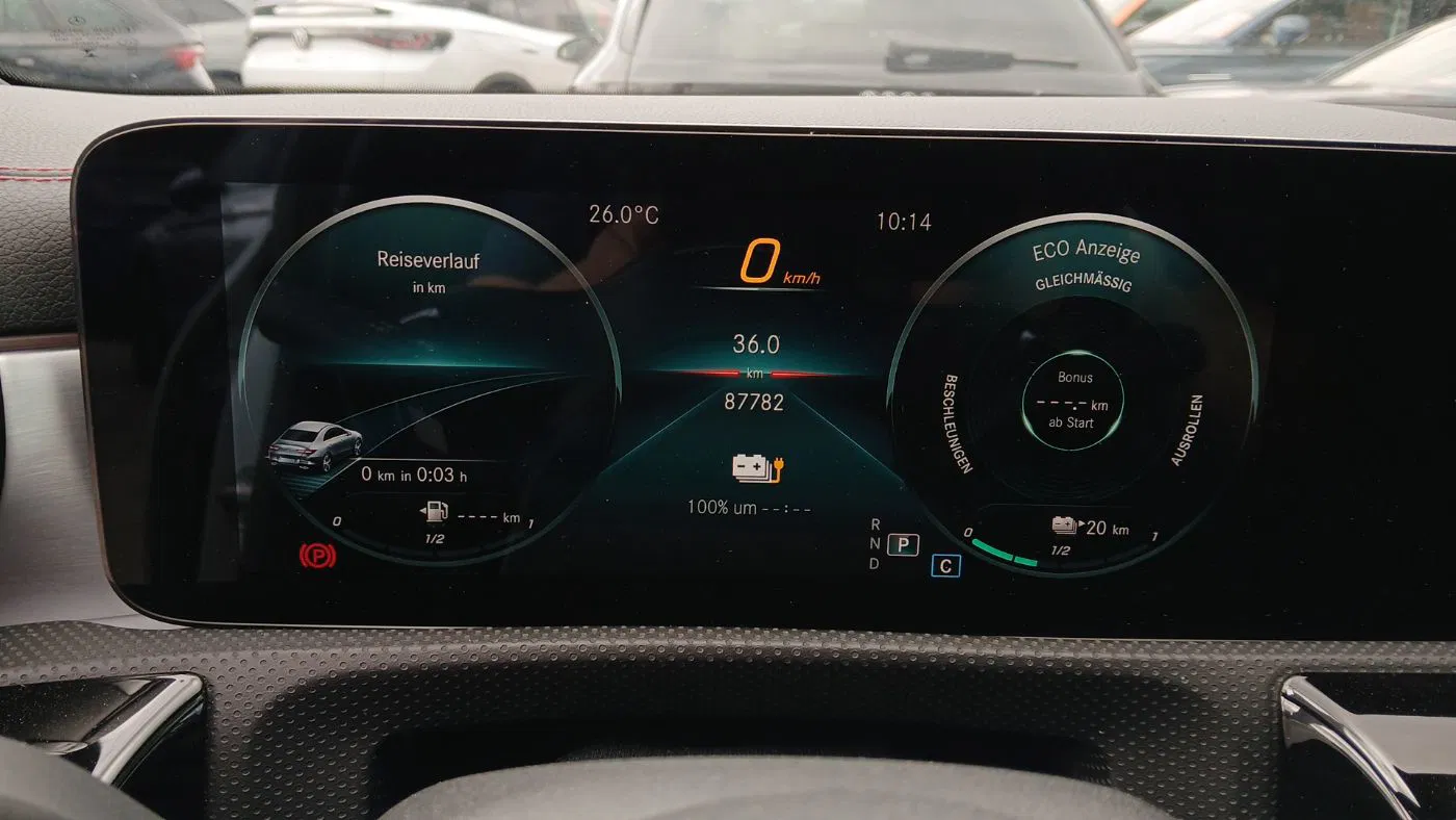 Mercedes-Benz CLA 250 e AMG Line | Bild 13 von 21