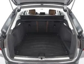 Audi A4 Avant 30 TDI | Thumbnail 23 von 24