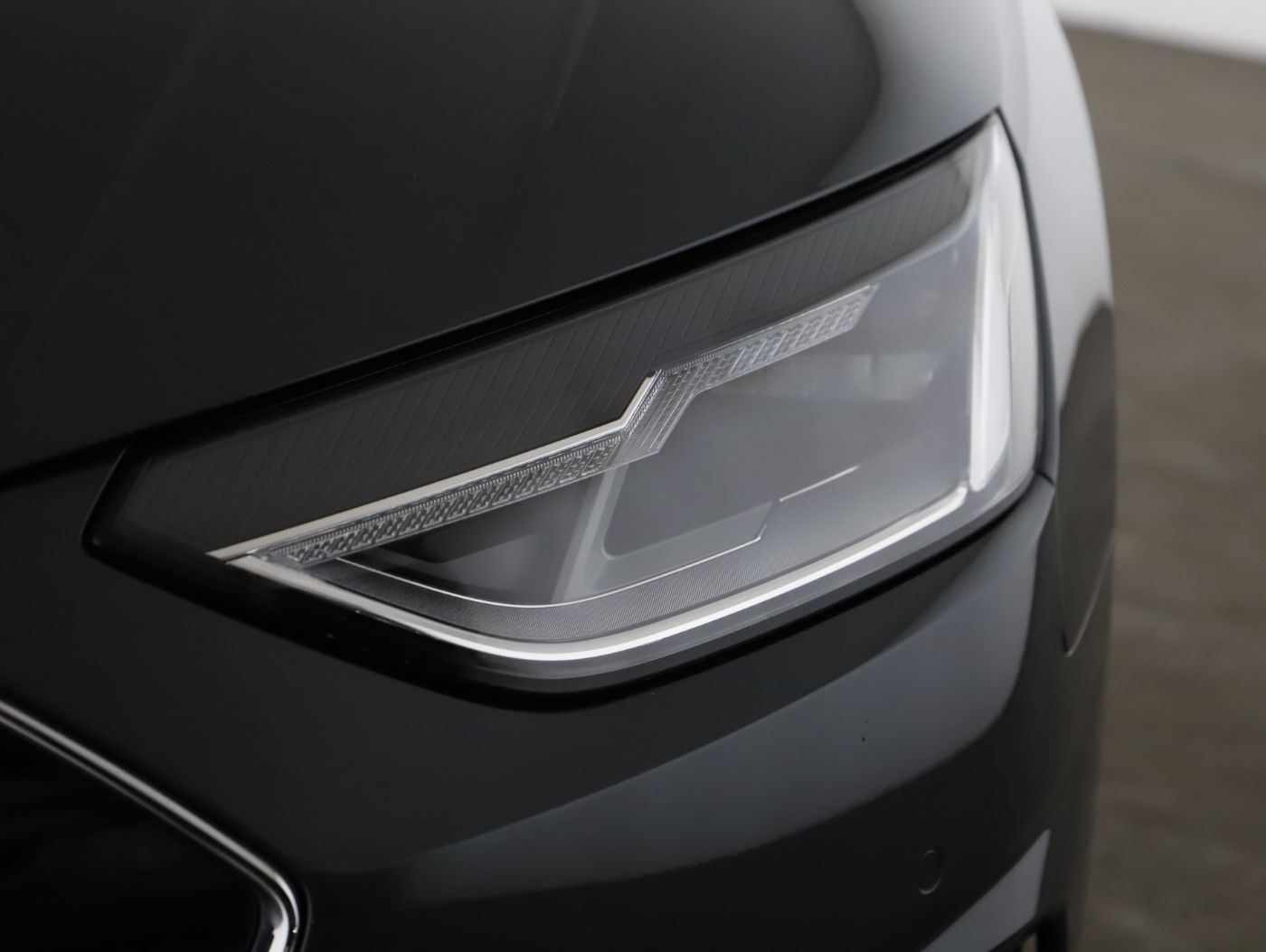 Audi A4 Avant 30 TDI | Bild 24 von 24