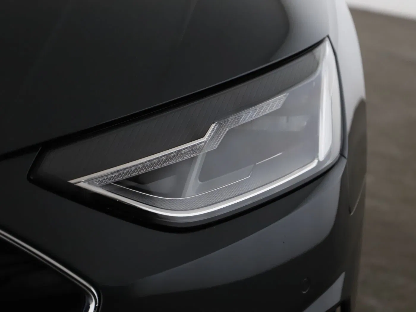 Audi A4 Avant 30 TDI | Bild 24 von 24