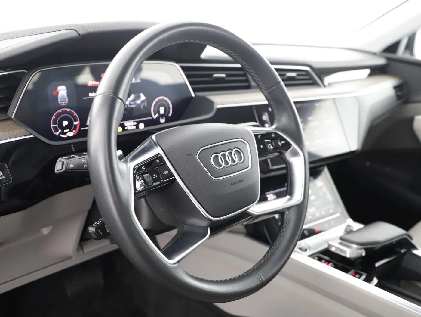 Audi e-tron SB 55 quattro | Bild 14 von 26