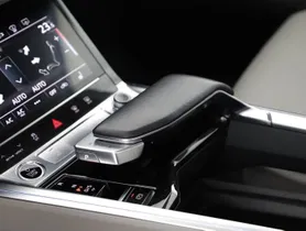 Audi e-tron SB 55 quattro | Thumbnail 22 von 26