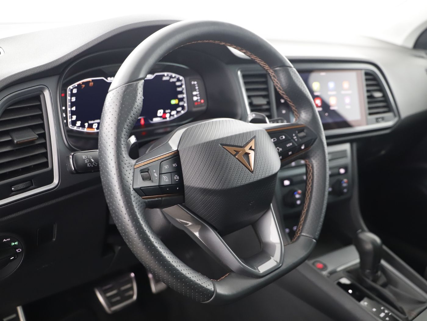 Cupra Ateca 1.5 TSI DSG | Bild 12 von 23