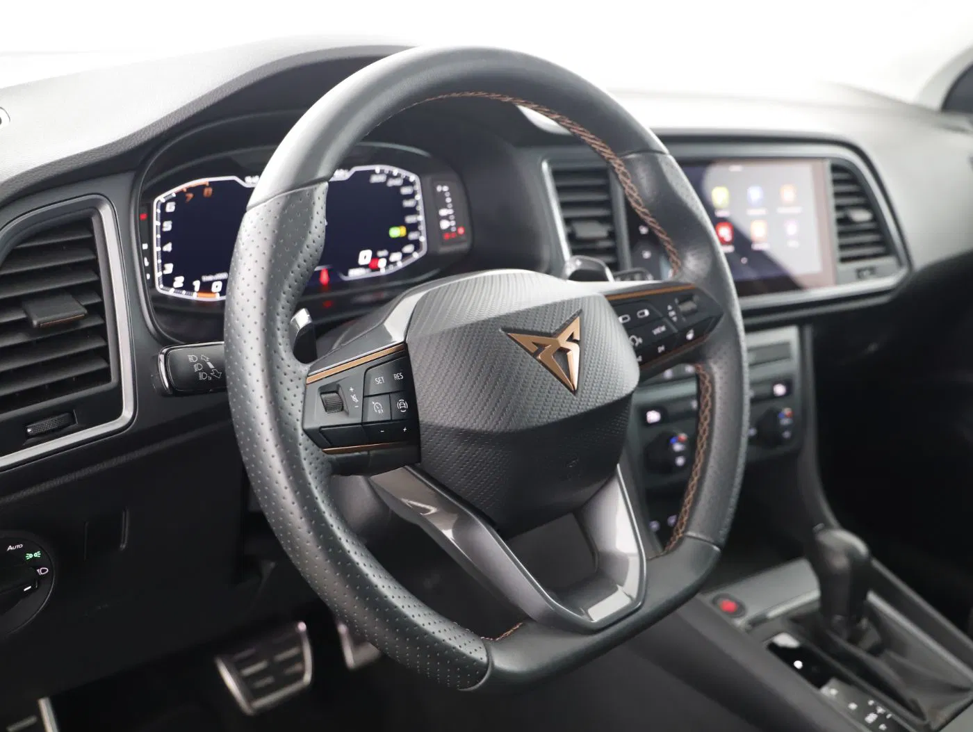 Cupra Ateca 1.5 TSI DSG | Bild 12 von 23