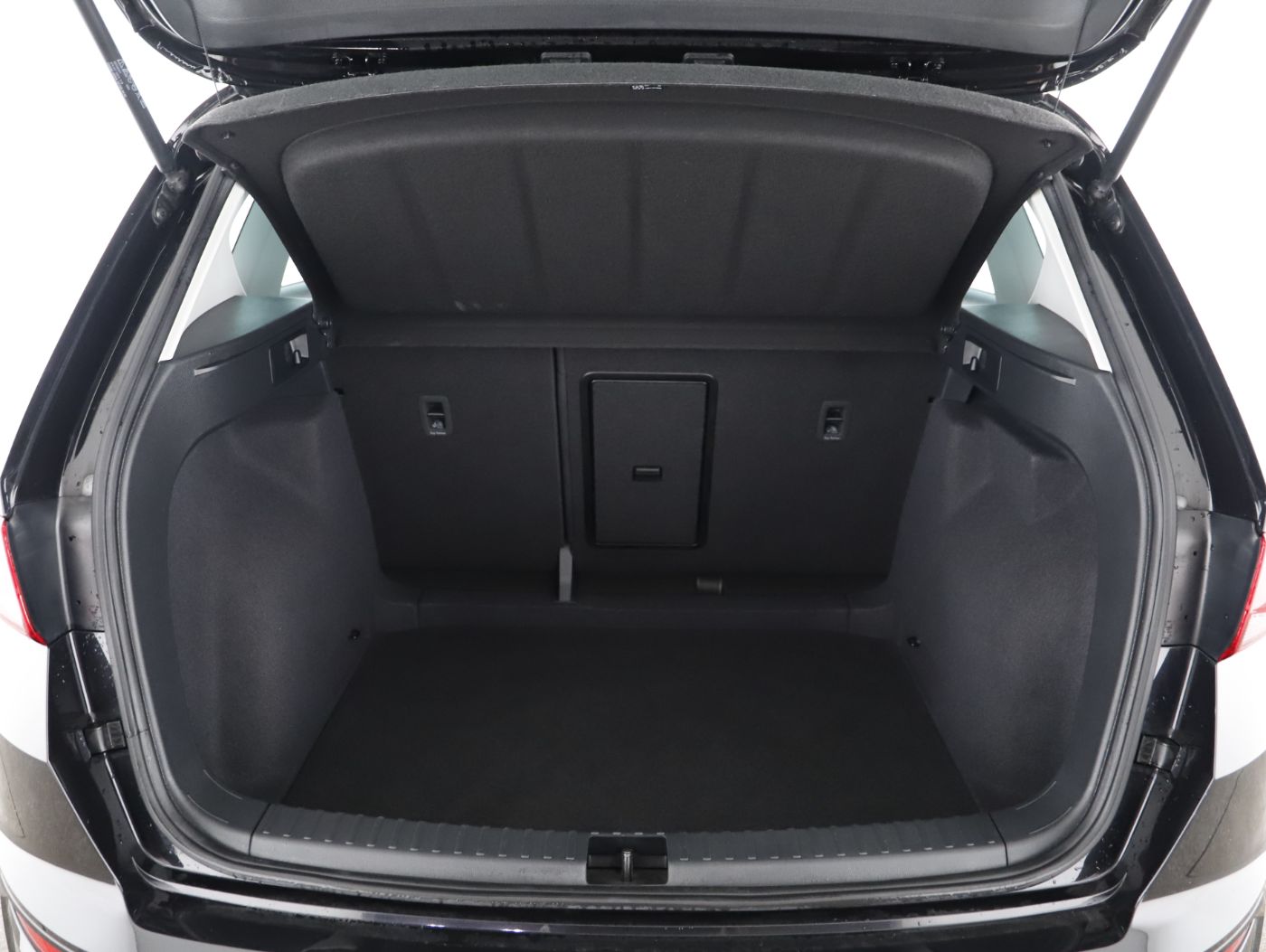 Cupra Ateca 1.5 TSI DSG | Bild 22 von 23