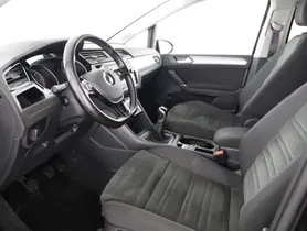 VW Touran 2.0 TDI | Thumbnail 9 von 23