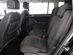 VW Touran 2.0 TDI | Thumbnail 11 von 23