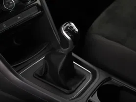 VW Touran 2.0 TDI | Thumbnail 13 von 23
