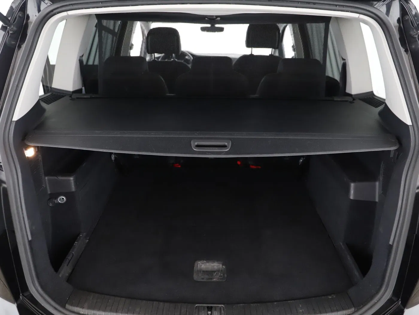 VW Touran 2.0 TDI | Bild 23 von 23