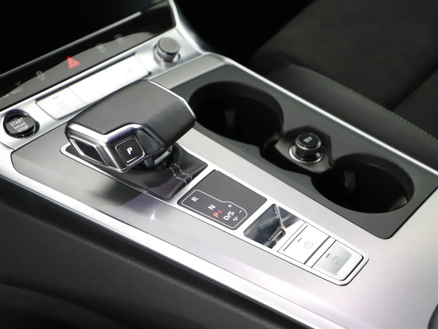 Audi A6 Avant 55 TFSIe quattro | Bild 18 von 23