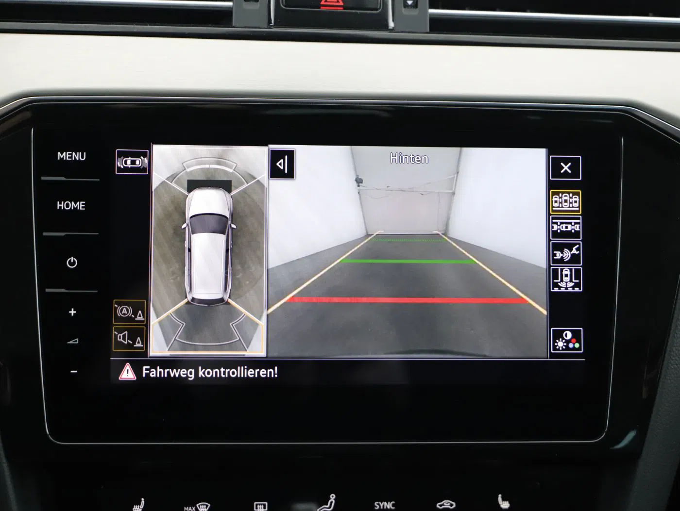 VW Passat Variant 2.0 TDI BMT Elegance | Bild 16 von 26