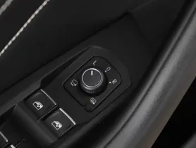 VW Passat Variant 2.0 TDI BMT Elegance | Thumbnail 22 von 26