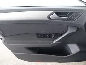 VW Touran 2.0 TDI | Thumbnail 7 von 24