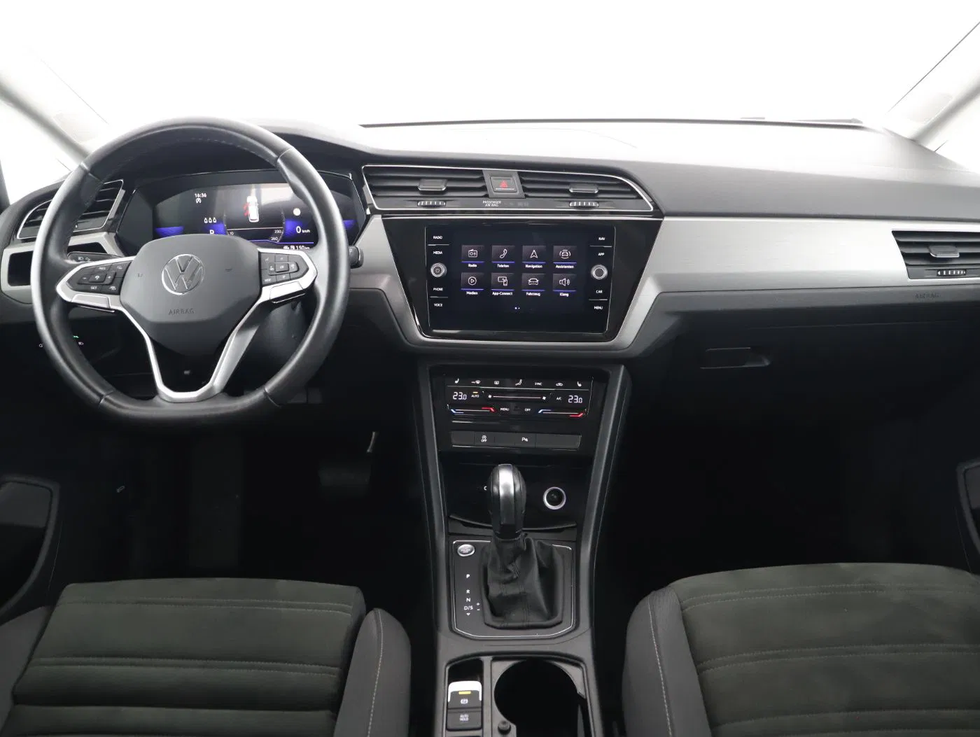 VW Touran 2.0 TDI | Bild 11 von 24