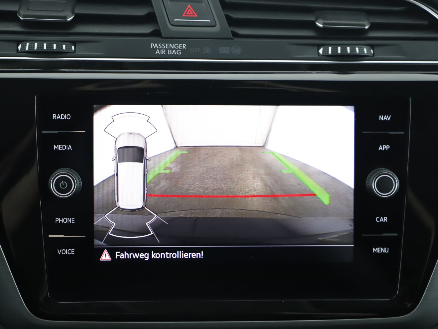 VW Touran 2.0 TDI | Bild 18 von 24