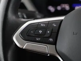 VW Touran 2.0 TDI | Thumbnail 14 von 24