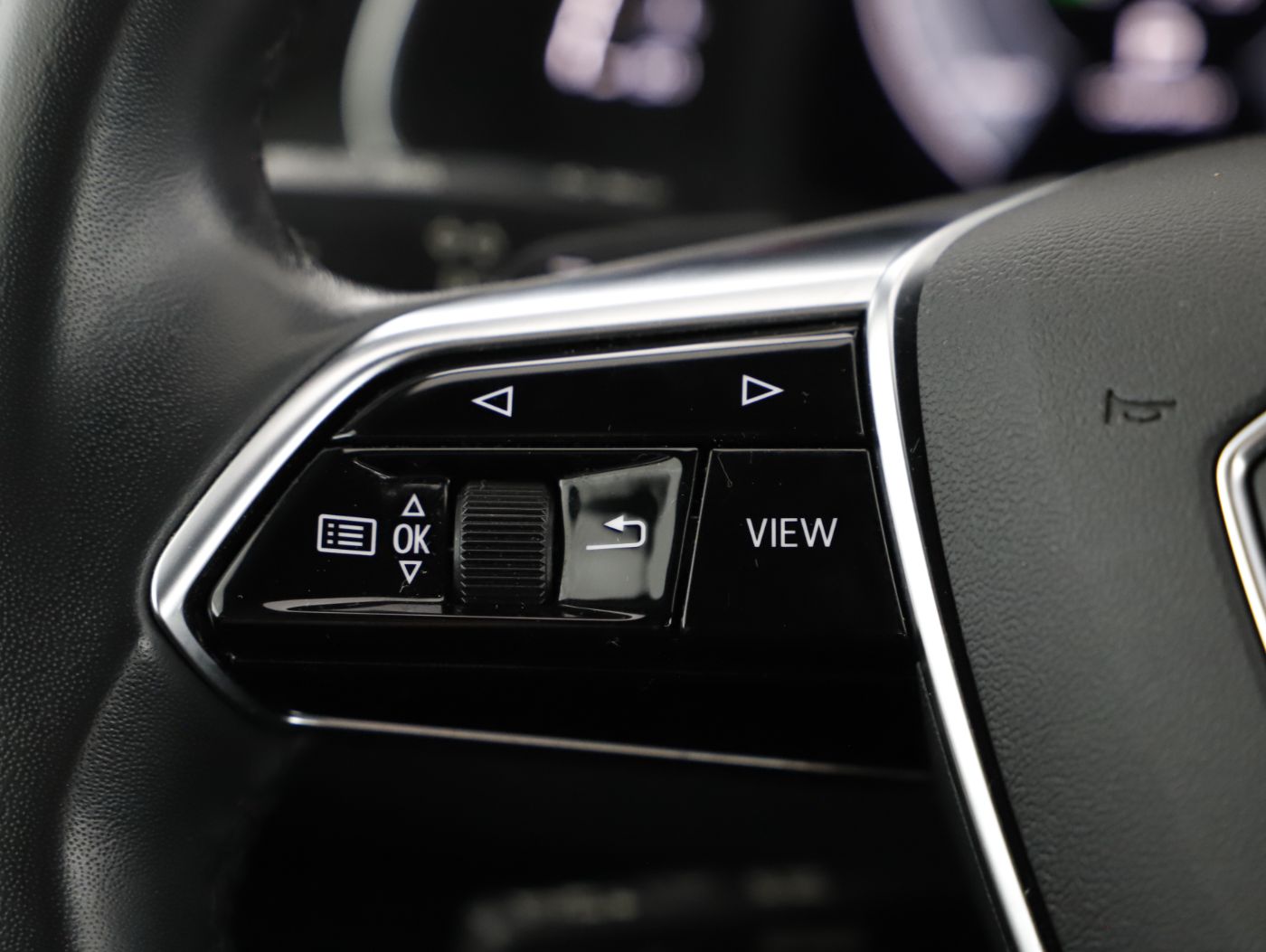 Audi A6 Limousine 40 TDI | Bild 15 von 26