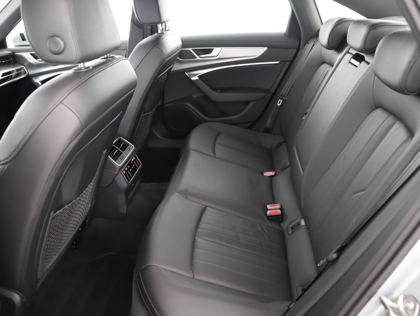 Audi A6 Limousine 40 TDI | Bild 22 von 26