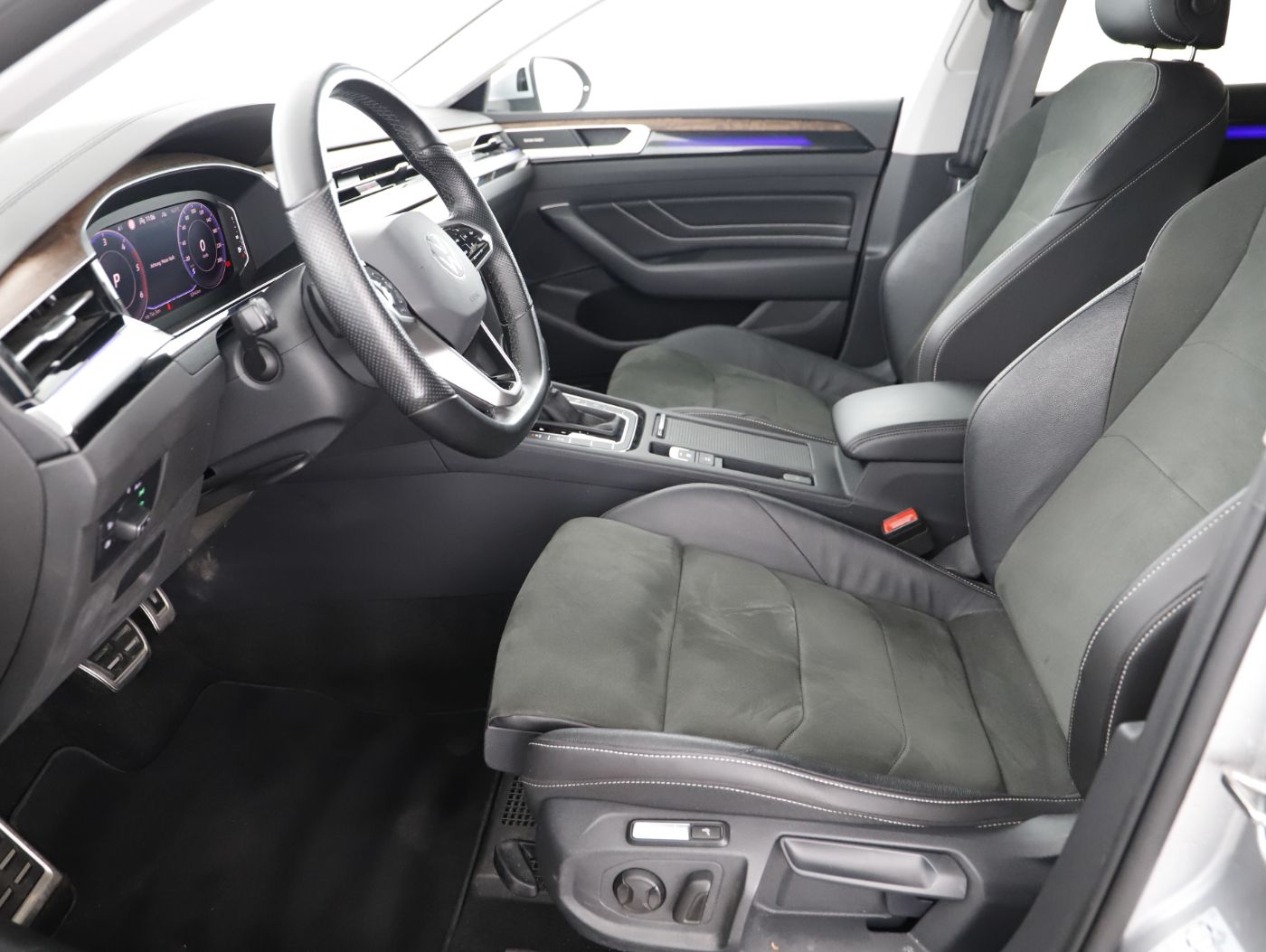 VW Arteon SB 2.0TDI | Bild 10 von 26
