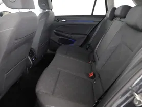 VW Golf VIII Variant 2.0 TDI Life | Thumbnail 9 von 24