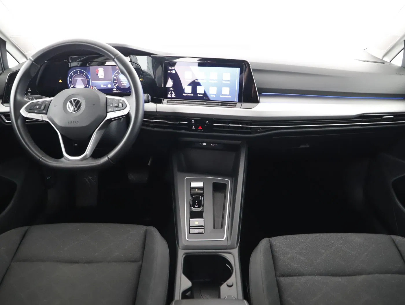 VW Golf VIII Variant 2.0 TDI Life | Bild 10 von 24